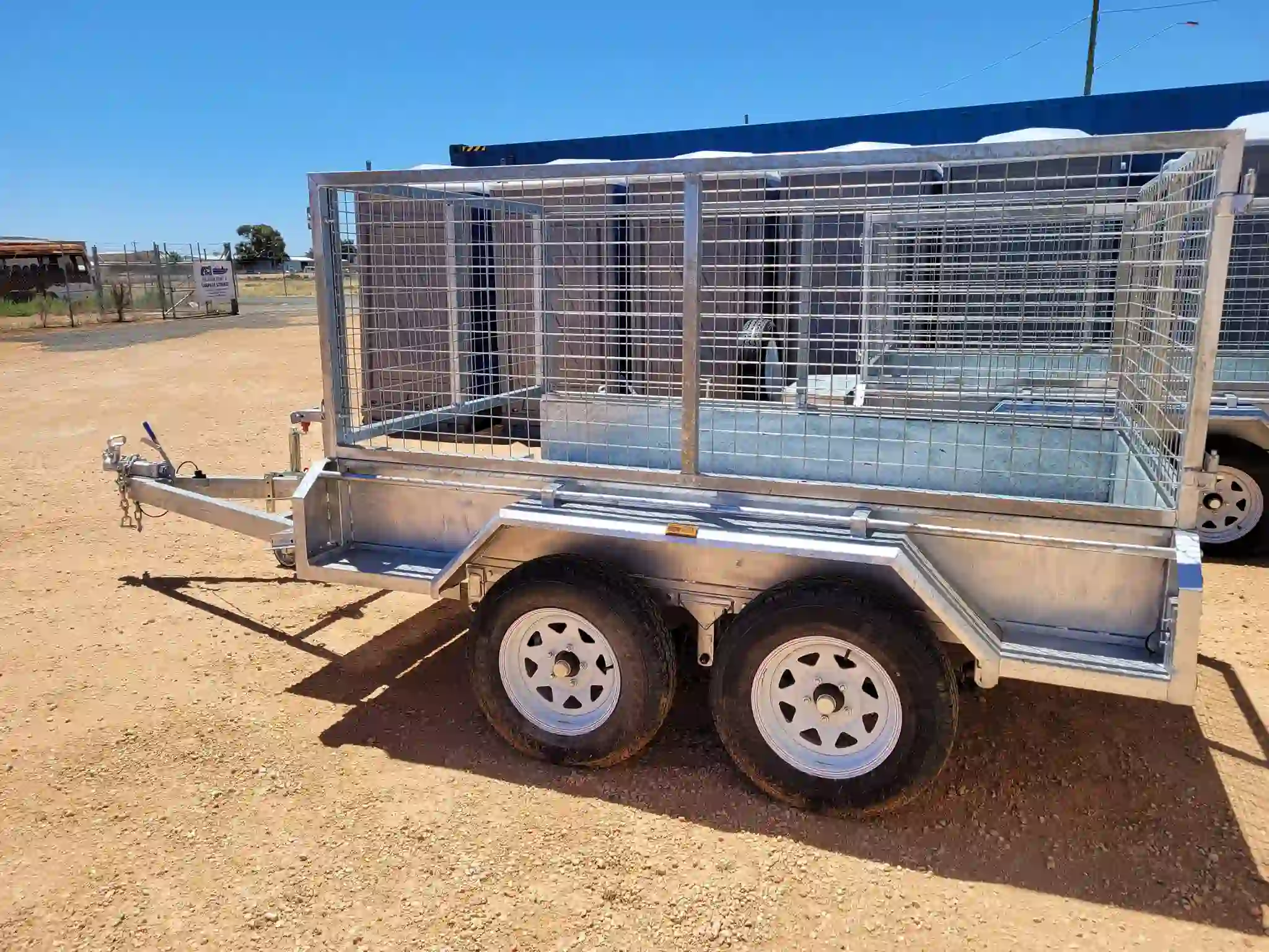 tandem axle cage trailer